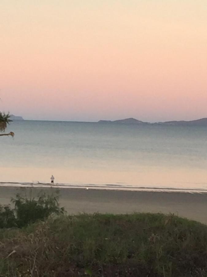 Sandy Toes Yeppoon Luaran gambar